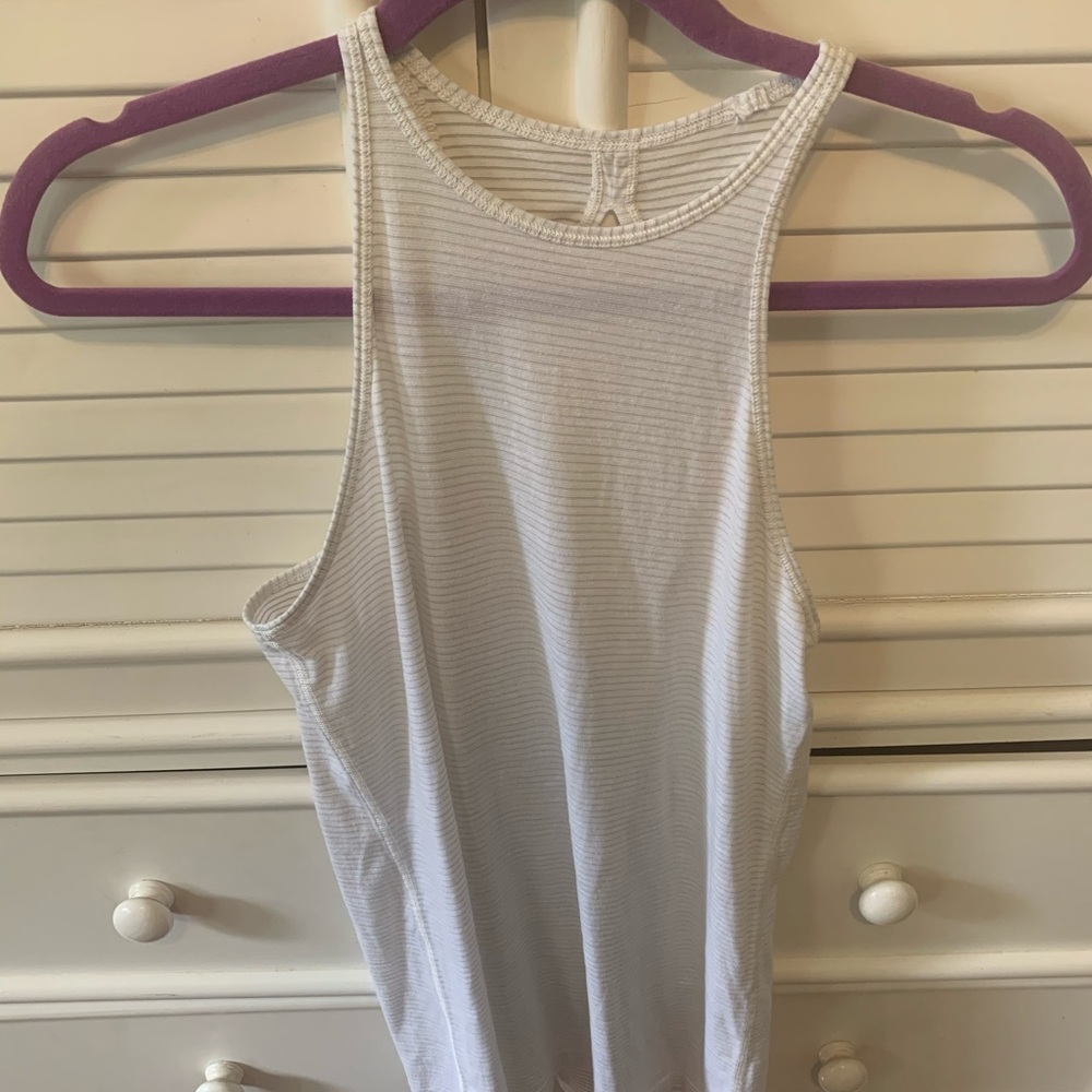 Lululemon tank top